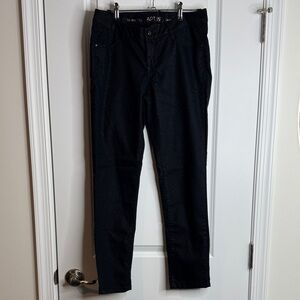 Apt. 9 Skinny leg snake skin print